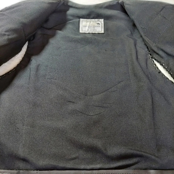 Harley-Davidson Custom Made Leather Side Laced Vest - Picture 10 of 13